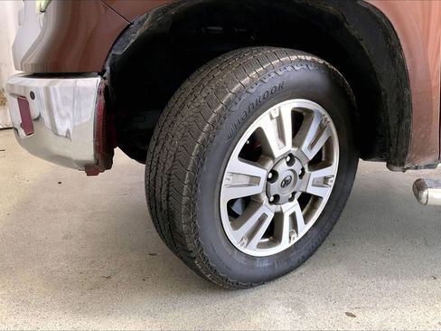 Used 2017 Toyota Tundra 1794 Edition AWD/4WD image 20