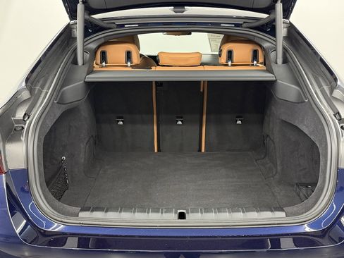 Used 2024 BMW i4 eDrive35 w/ Convenience Package image 11