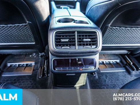 Used 2022 Mercedes-Benz GLS 450 4MATIC image 33