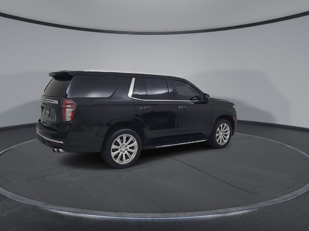 Used 2021 Chevrolet Tahoe Premier w/ Premium Package AWD/4WD image 16