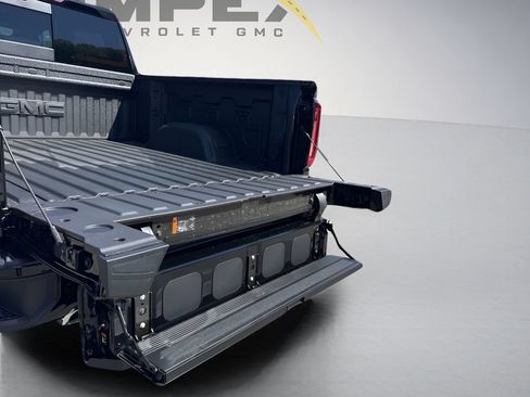 New 2026 GMC Sierra 1500 AT4 w/ AT4 Premium Package AWD/4WD image 29