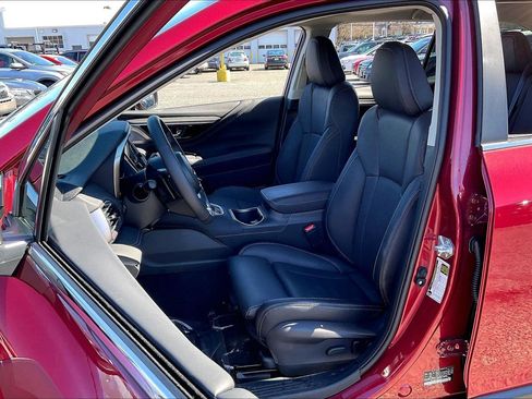 Certified 2025 Subaru Outback Limited image 8