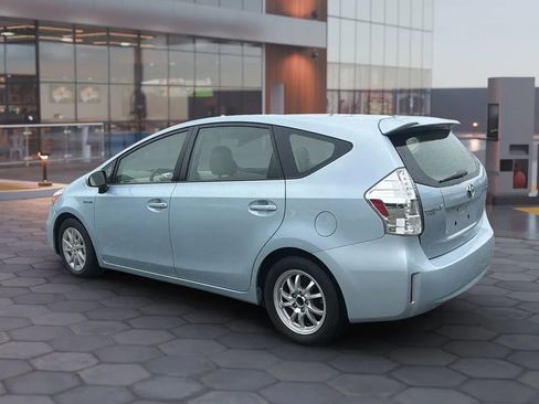 Used 2012 Toyota Prius V Two FWD image 6