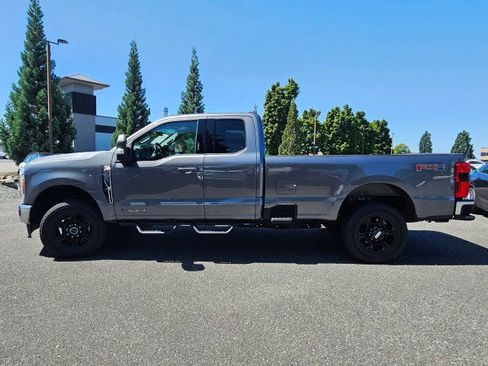 Used 2023 Ford F350 Lariat w/ FX4 Off-Road Package AWD/4WD image 6