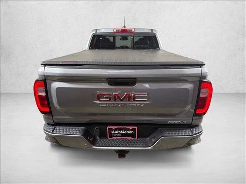 Used 2024 GMC Canyon AT4 w/ AT4 Premium Package AWD/4WD image 4
