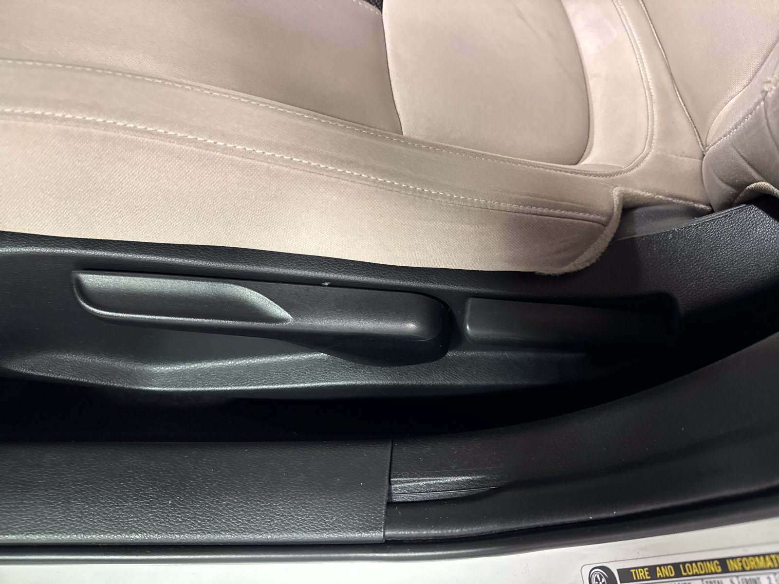 Used 2018 Honda Civic EX-T image 11