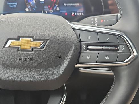 Used 2026 Chevrolet Equinox LT AWD/4WD image 22