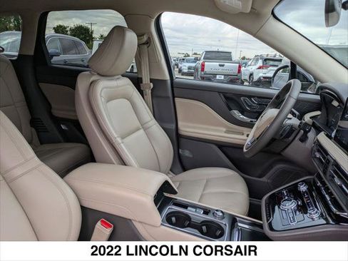 Used 2022 Lincoln Corsair Standard image 26