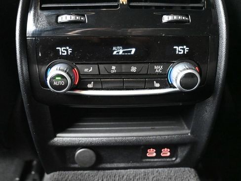 Used 2022 BMW M5 w/ Competition Package image 22