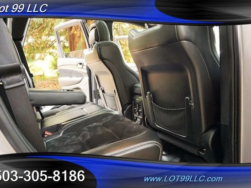 Used 2017 Jeep Grand Cherokee SRT AWD/4WD image 16