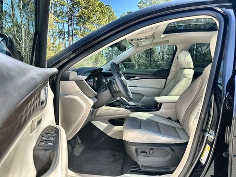 Certified 2023 Buick Envision Avenir image 20