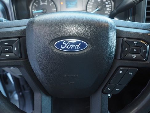 Used 2020 Ford F350 XL w/ Power Equipment Group image 14