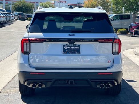 New 2026 Ford Explorer ST AWD/4WD image 6