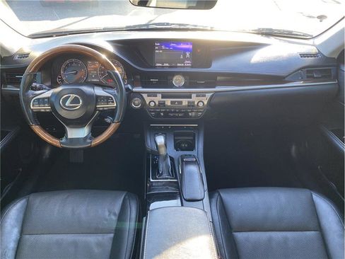 Used 2017 Lexus ES 350 image 14