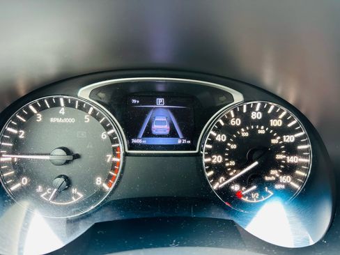 Used 2017 Nissan Altima 2.5 S w/ Power Driver Seat Package image 6