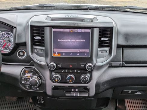 Used 2023 RAM 1500 Lone Star AWD/4WD image 18