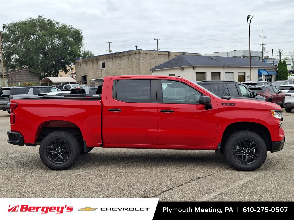Certified 2024 Chevrolet Silverado 1500 LT Trail Boss w/ Convenience Package II AWD/4WD image 9