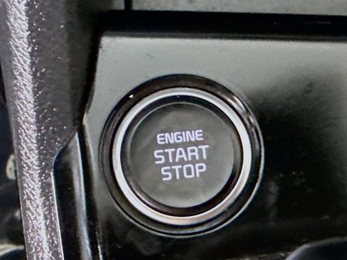 Used 2023 Kia Sportage EX image 21