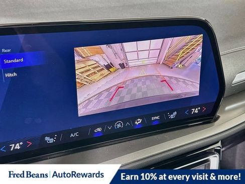 New 2026 Chevrolet Traverse LT w/ Midnight/Sport Edition AWD/4WD image 13