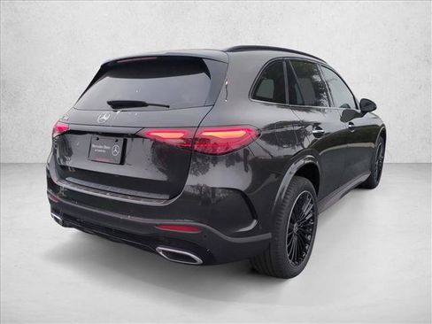 New 2026 Mercedes-Benz GLC 300 image 2