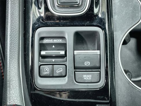 Certified 2025 Honda Pilot Black Edition image 19