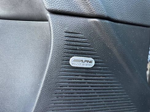 Used 2016 Dodge Challenger SXT Plus RWD image 36