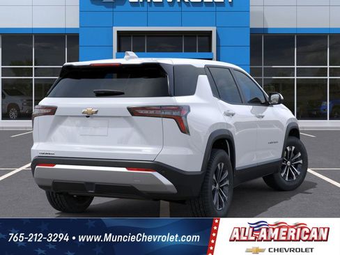 New 2026 Chevrolet Equinox LT image 4