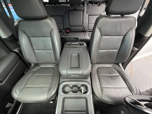 Used 2020 Chevrolet Silverado 1500 RST AWD/4WD image 17