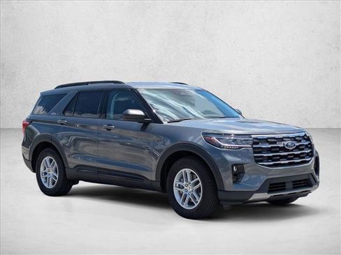 New 2026 Ford Explorer Active w/ Active Comfort Package RWD image 7
