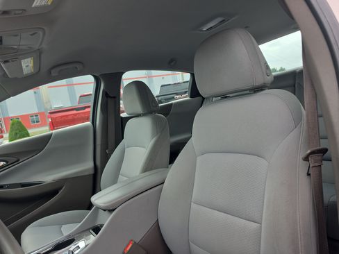 Used 2024 Chevrolet Malibu LT FWD image 11