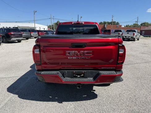 Used 2026 GMC Canyon Denali AWD/4WD image 4