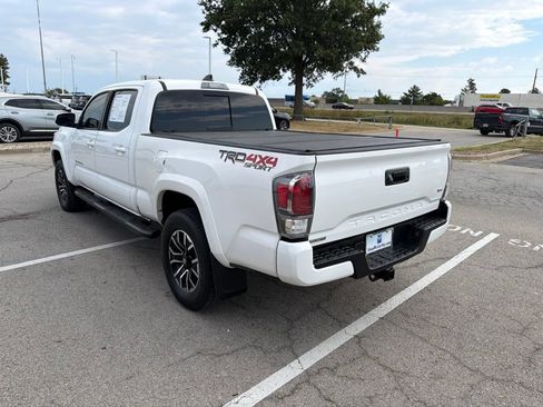 Used 2023 Toyota Tacoma TRD Sport AWD/4WD image 5
