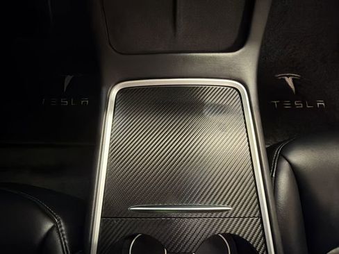 Used 2022 Tesla Model 3 Performance image 17