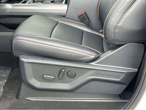 New 2025 Ford F250 Lariat w/ Lariat Ultimate Package image 36