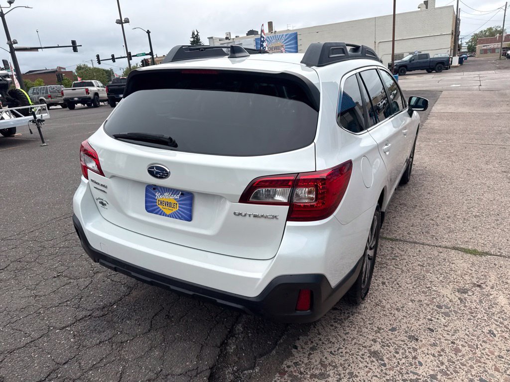 Used 2019 Subaru Outback 2.5i Limited AWD/4WD image 11