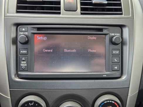 Used 2013 Toyota Corolla S FWD image 11