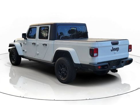 Used 2021 Jeep Gladiator Sport AWD/4WD image 4
