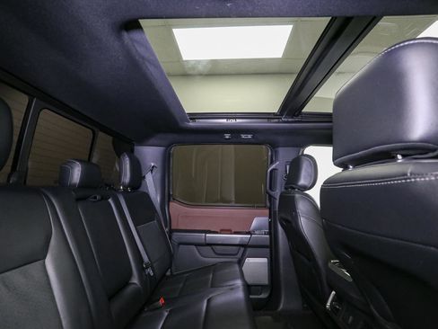 Used 2021 Ford F150 Lariat w/ Max Trailer Tow Package image 23