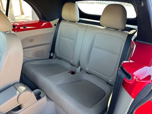 Used 2014 Volkswagen Beetle 2.5 image 5