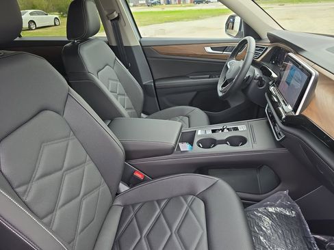 New 2026 Volkswagen Atlas SE AWD/4WD image 10
