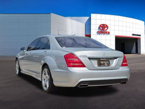 Used 2010 Mercedes-Benz S 550 image 13
