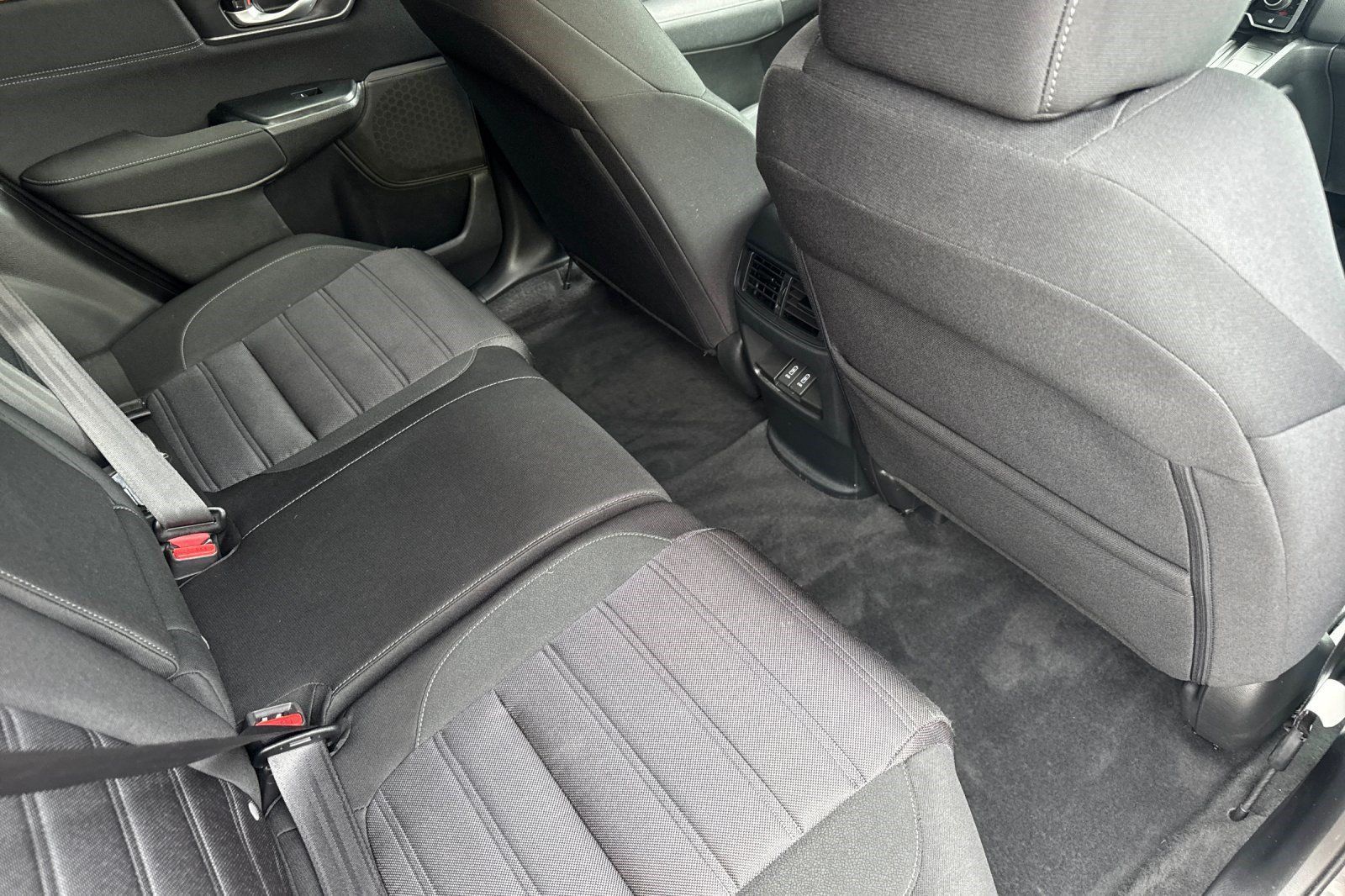 Certified 2022 Honda CR-V EX image 31