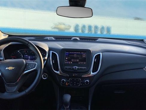 Used 2024 Chevrolet Equinox LT image 15