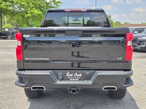 Used 2019 Chevrolet Silverado 1500 LT Trail Boss AWD/4WD image 9