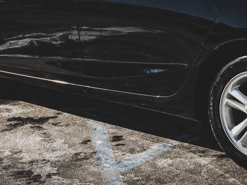 Used 2018 Chevrolet Cruze LT w/ Convenience Package image 8