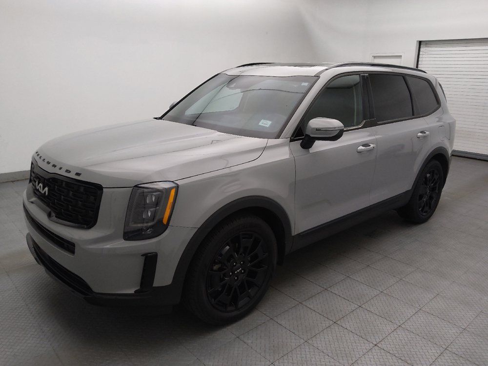 Used 2022 Kia Telluride EX w/ EX Premium Package AWD/4WD image 2