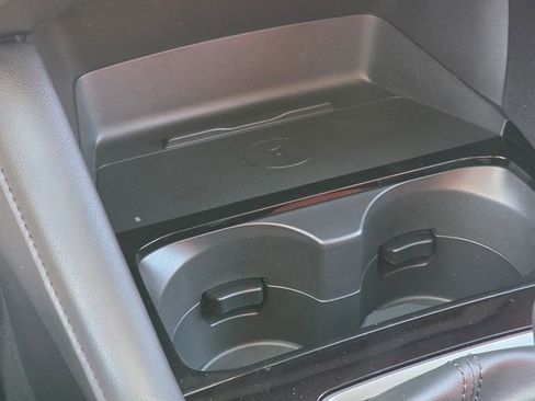 Certified 2025 MAZDA MAZDA3 2.5 S Hatchback w/ Premium Pkg image 26