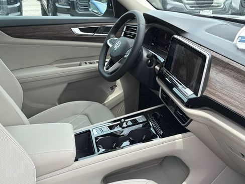 New 2026 Volkswagen Atlas SEL Premium R-Line AWD/4WD image 19
