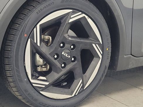 Used 2025 Kia K4 EX FWD image 31