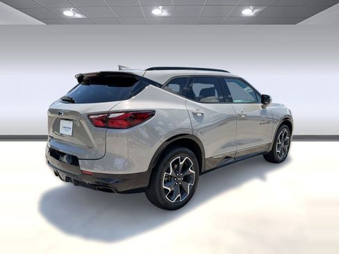Certified 2021 Chevrolet Blazer RS w/ Enhanced Convenience Package FWD image 9